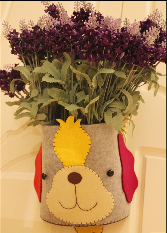 河北邢台羊毛毡不织布diy手工材料包小狗壁挂花瓶收纳筒可定制批发