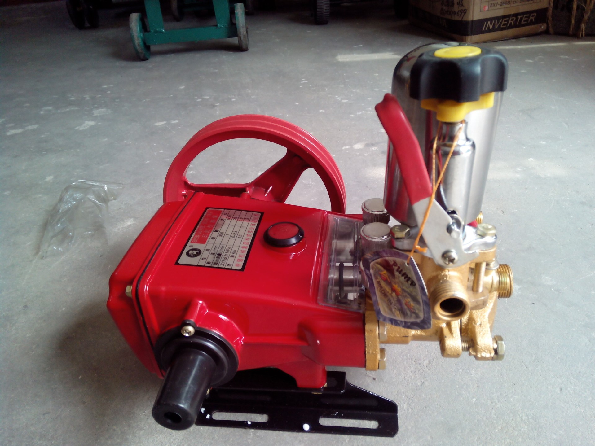 安康市自走式花生打药车/汉阴县哪里有卖自走式玉米打药车