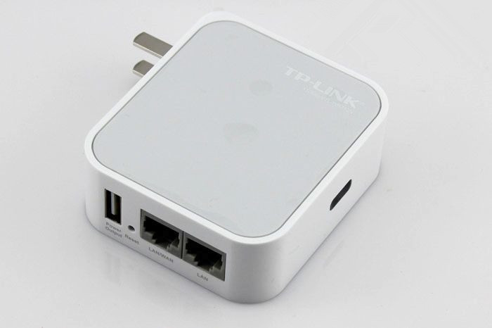 tp-link tl-wr710n 150m迷你型无线路由器 双口 usb充电
