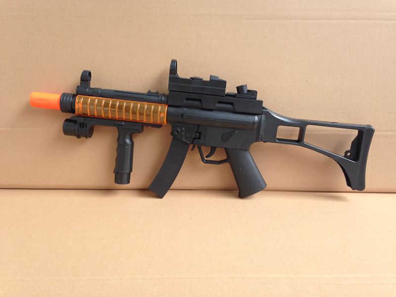 音乐冲锋枪玩具 八音电动红外线发光枪地摊热卖 军事儿童男孩最爱