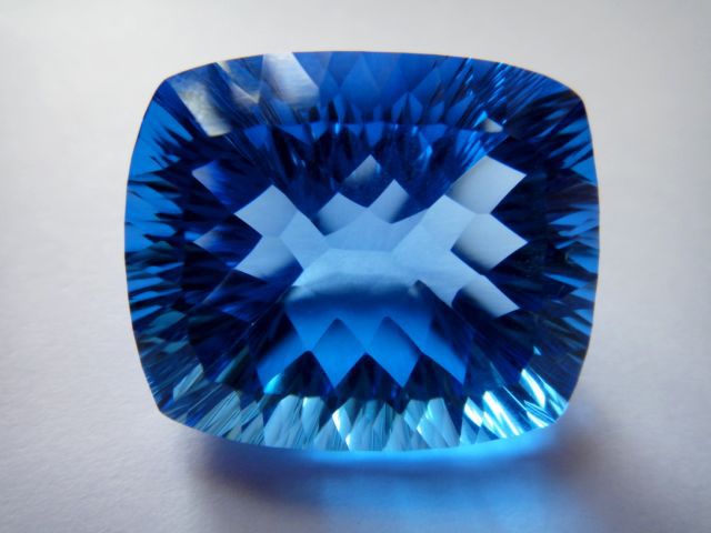 36cts枕形千禧工瑞士蓝托帕石(swiss blue topaz)(13259)