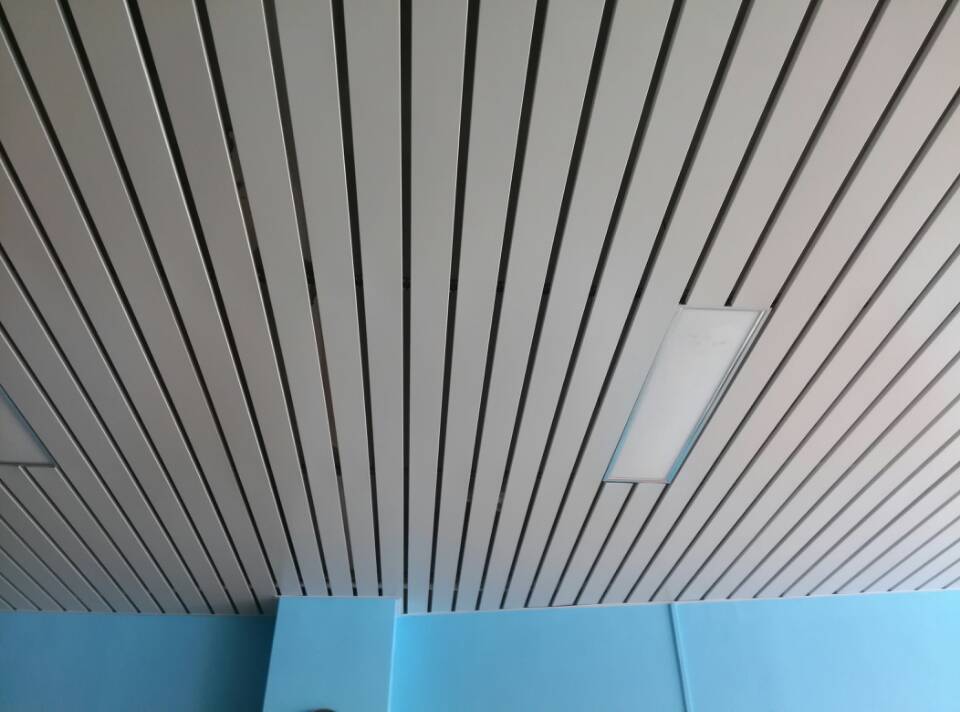 【厂价直销】铝条板天花,条扣板,铝合金条板,条形铝扣板吊顶