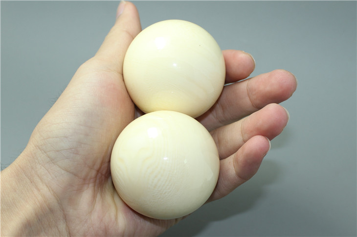 厂家批发象牙果保健手球 50mm老年人健身礼物健康手球保健球送礼