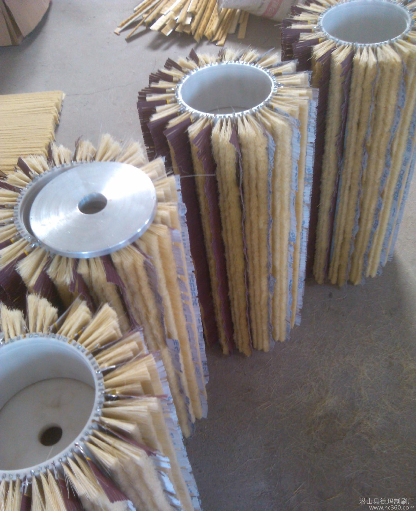 企业首页 最新供应 毛刷辊 潜山制刷厂砂布剑麻刷辊 木工机械砂光机