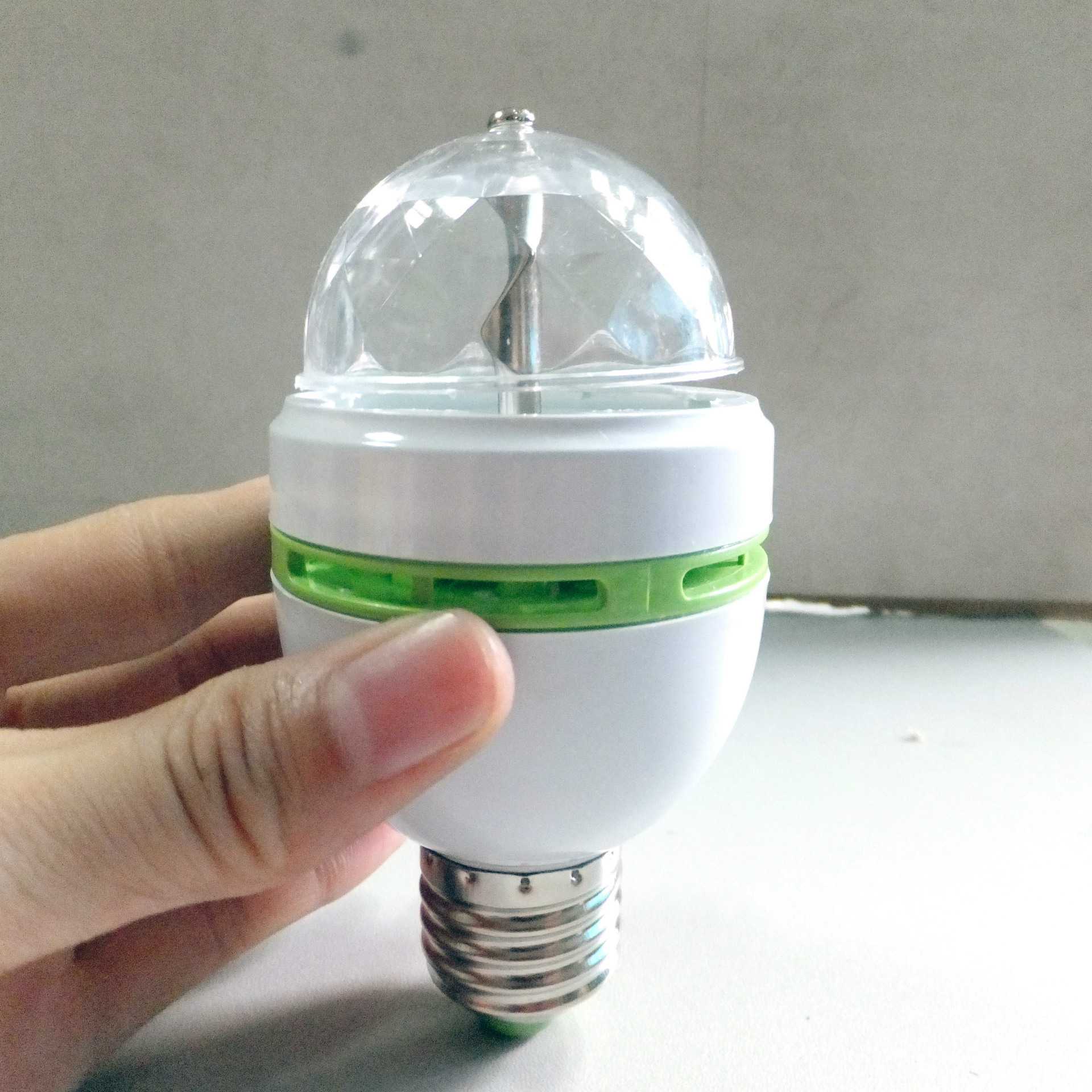 厂价直销 七彩舞台旋转灯泡 迷你旋转灯 360度旋转酒吧灯