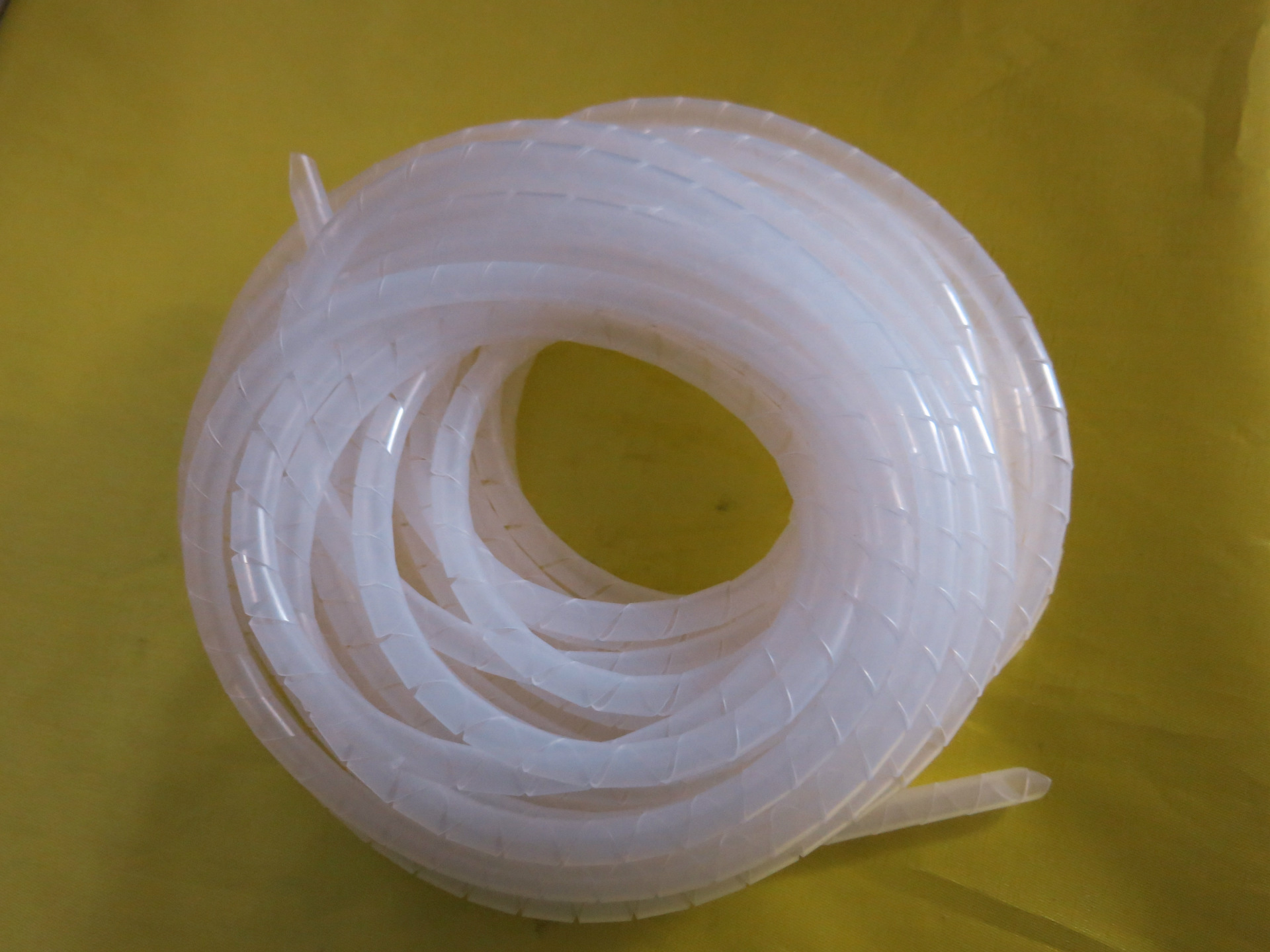 厂家直销【Ф8】透明螺旋缠绕管 集线管 pe绕线管耐磨无毒