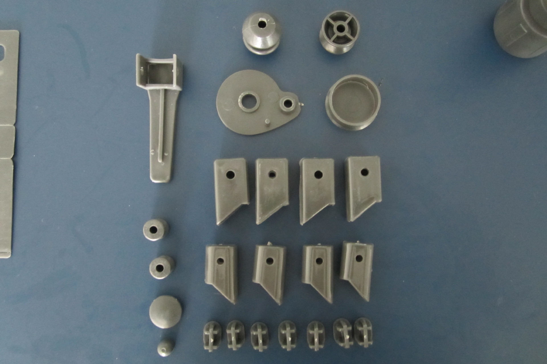 厂家供应罗马伞塑料件,伞配件