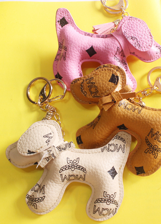 汽车钥匙挂件 欧洲奢侈韩国品牌mcm小狗装饰挂扣钥匙扣富贵狗挂饰