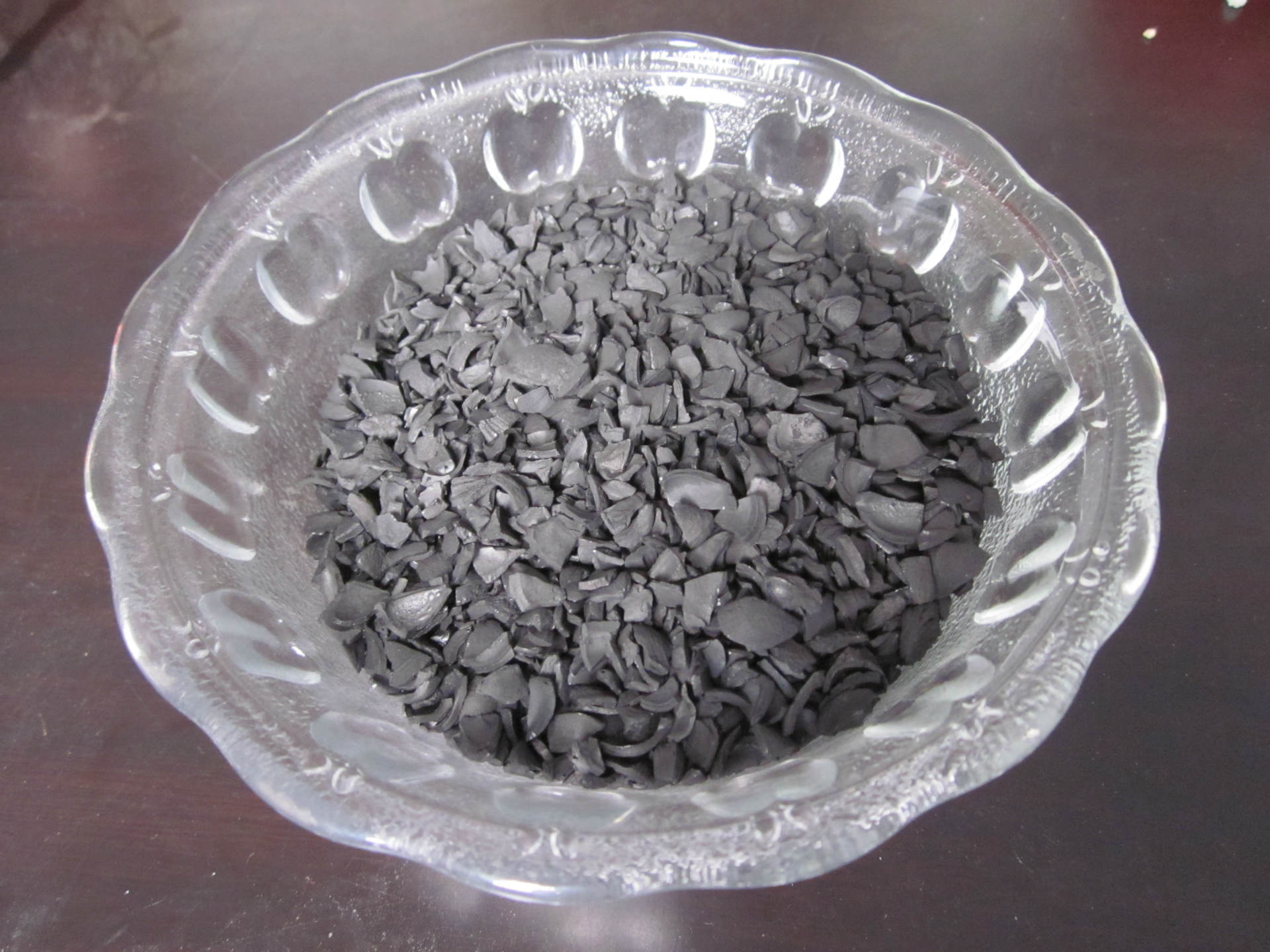 活性炭分子构造对水处理的影响