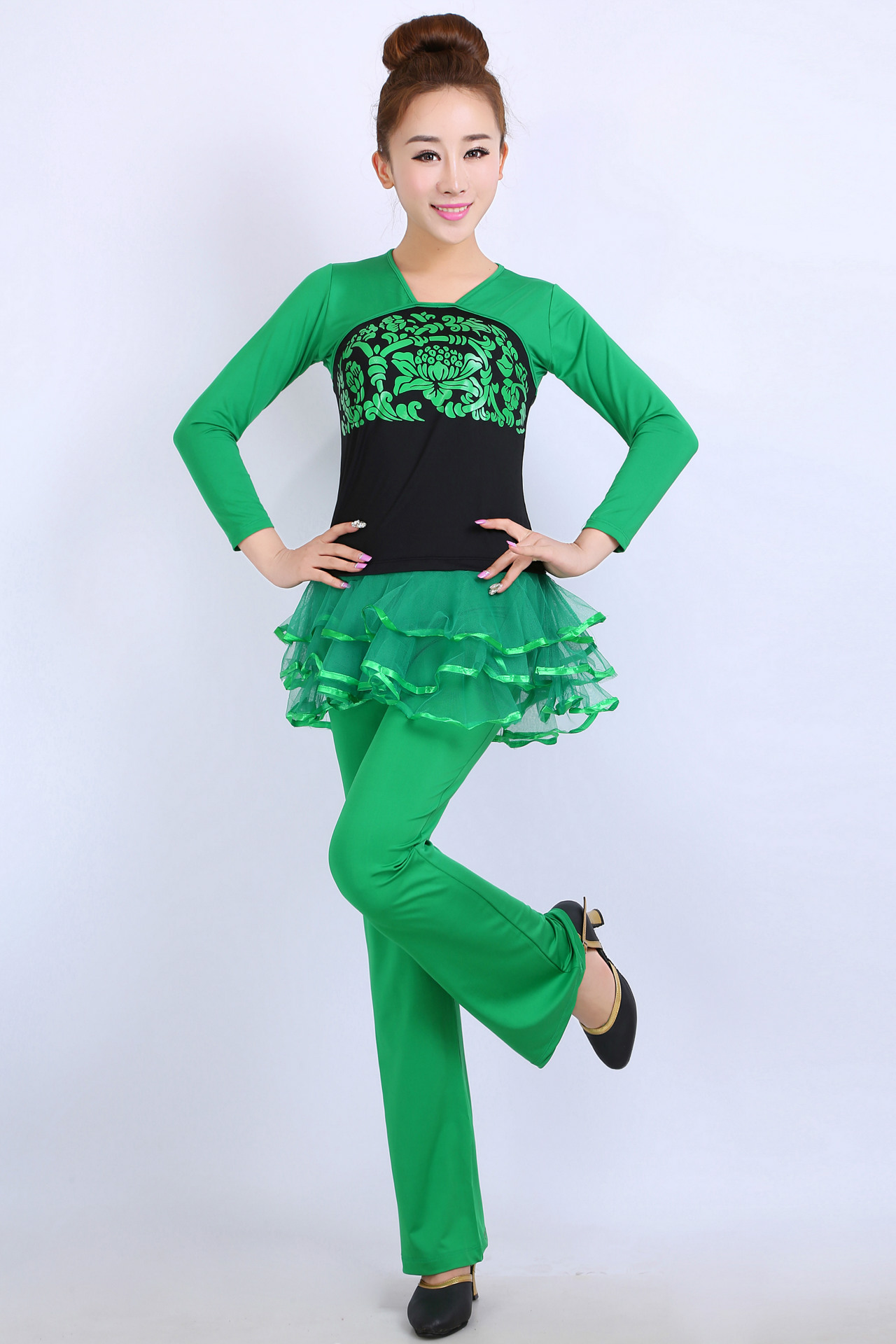 2014新款广场舞服装套装大码女装裙舞蹈裤修身拉丁舞短袖批发诚招