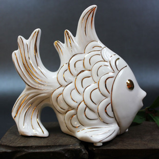 现代时尚工艺品摆件 创意高贵玉瓷陶瓷金鱼家居装饰礼品 简欧