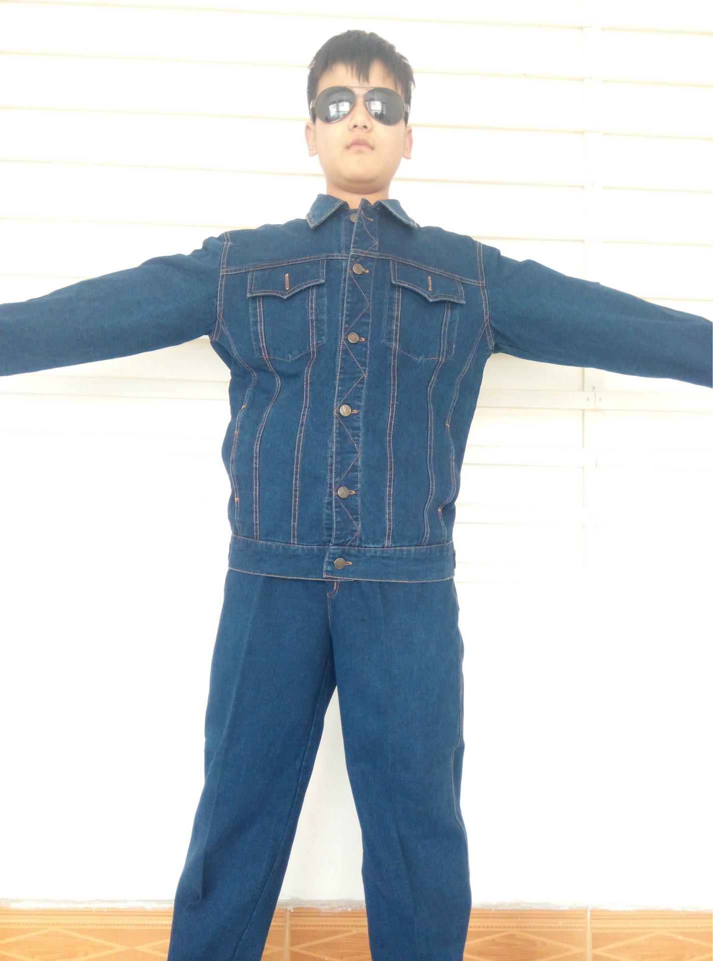 牛仔服代工