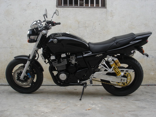雅马哈xjr400