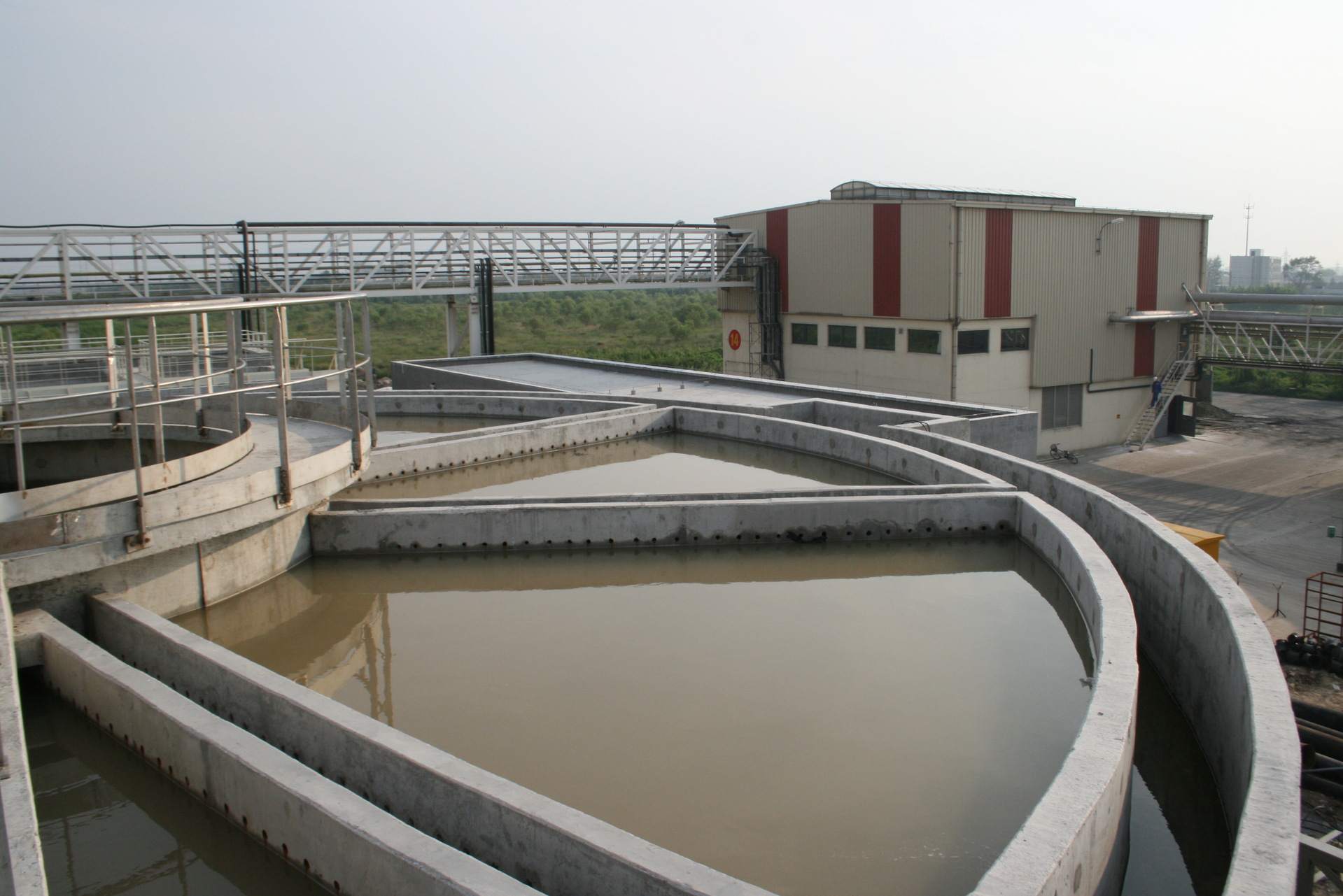 水力循环澄清池