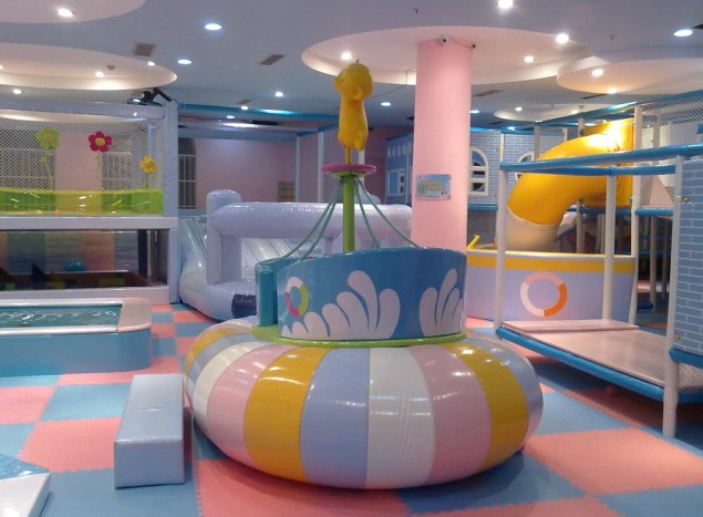 室内游乐设备儿童乐园电动设备乐园摇摆拳击船沙包船 可定制