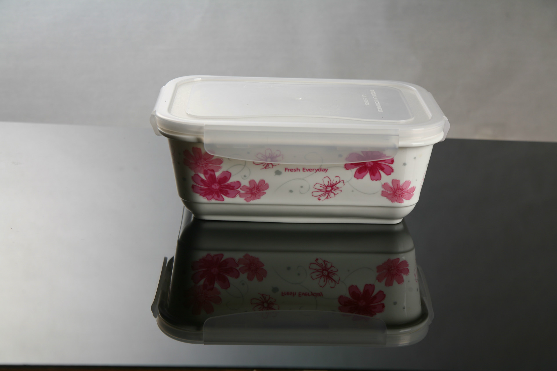 长方形陶瓷保鲜盒