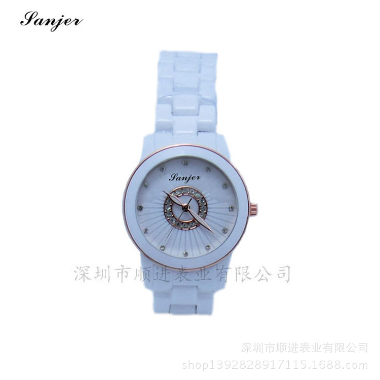 招远钟表店：时间的艺术与传承