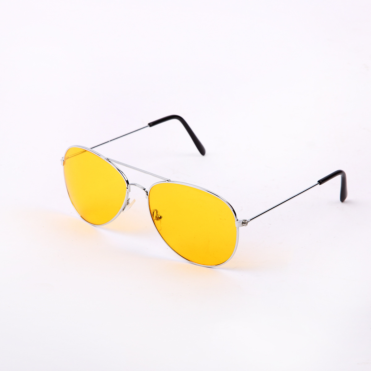 眼镜及配件 太阳镜 夜视镜