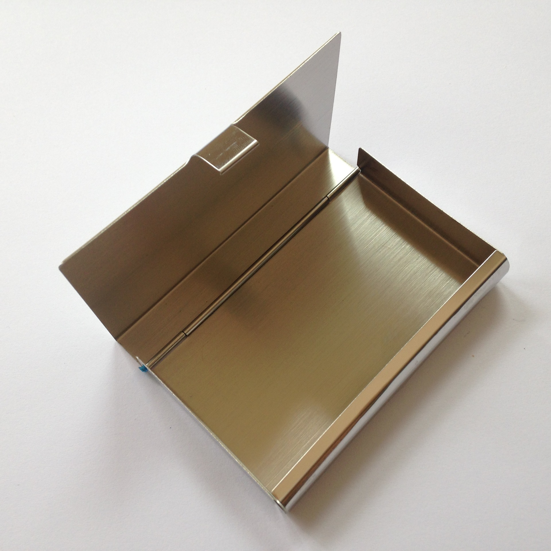 红酒包装皮盒_郑州大家印纸抽盒印刷_佛山食品包装盒印刷公司