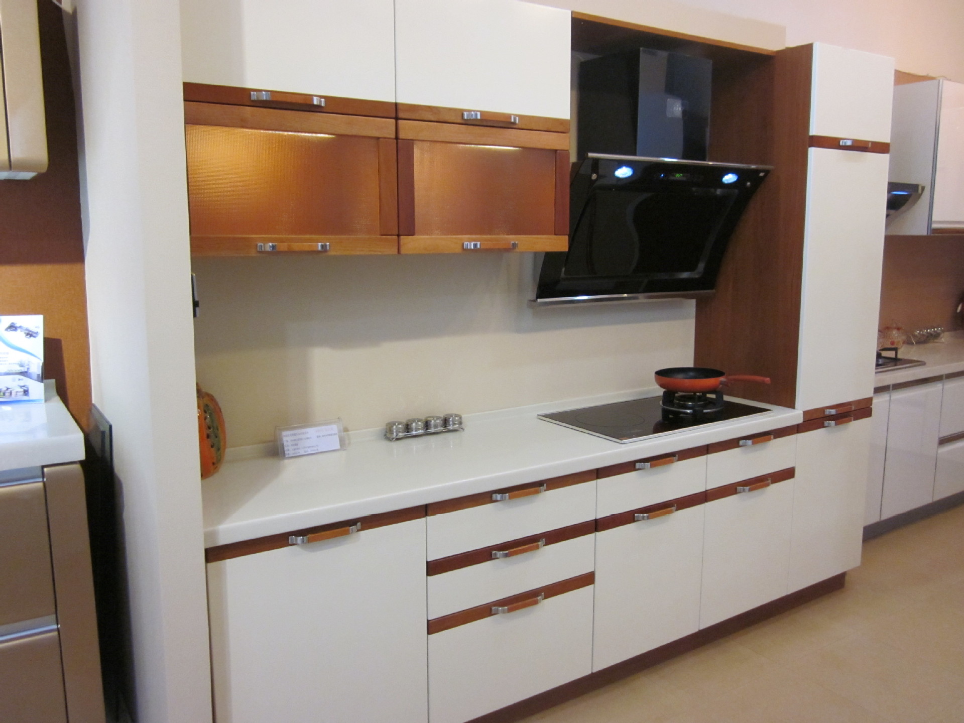 推荐 玮艺brother-1钢琴烤漆橱柜门/整体橱柜