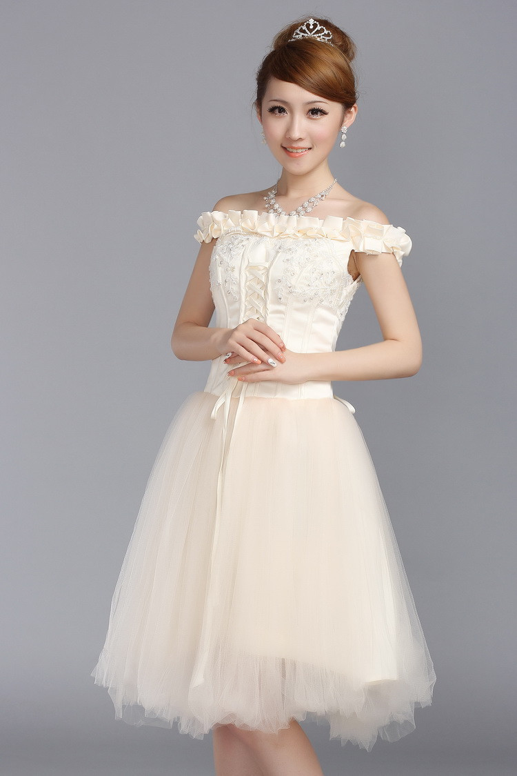 新款甜美一字肩伴娘礼服短款 韩版公主新娘敬酒小礼服晚礼服批发图片