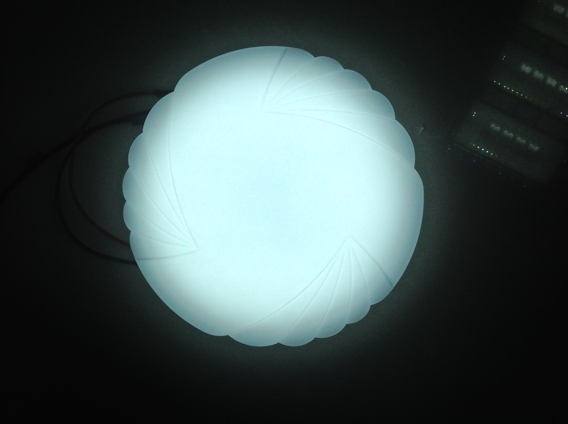 凤尾系列 6w led吸顶灯 来自台湾光源