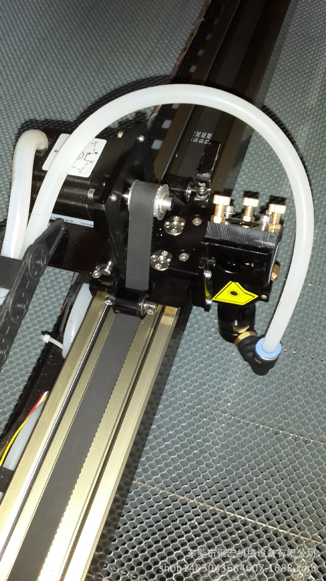 双头摄像头定位切割机  1610定位激光切割机