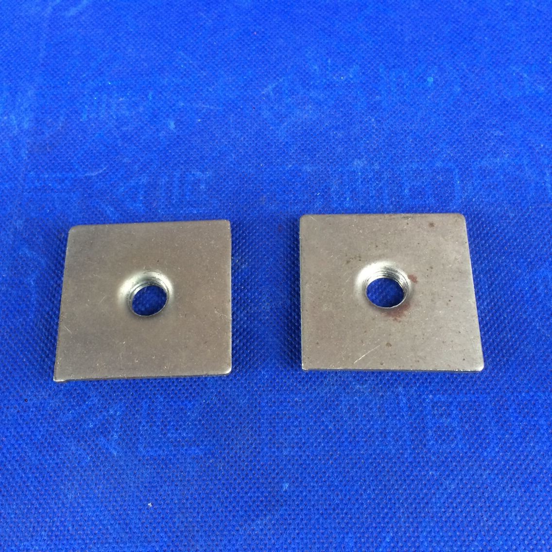 厂家批发直销铁方通固定片124040mm脚杯固定片欢迎选购