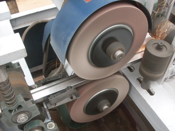 快速抛光省时省力的机械创科抛光机