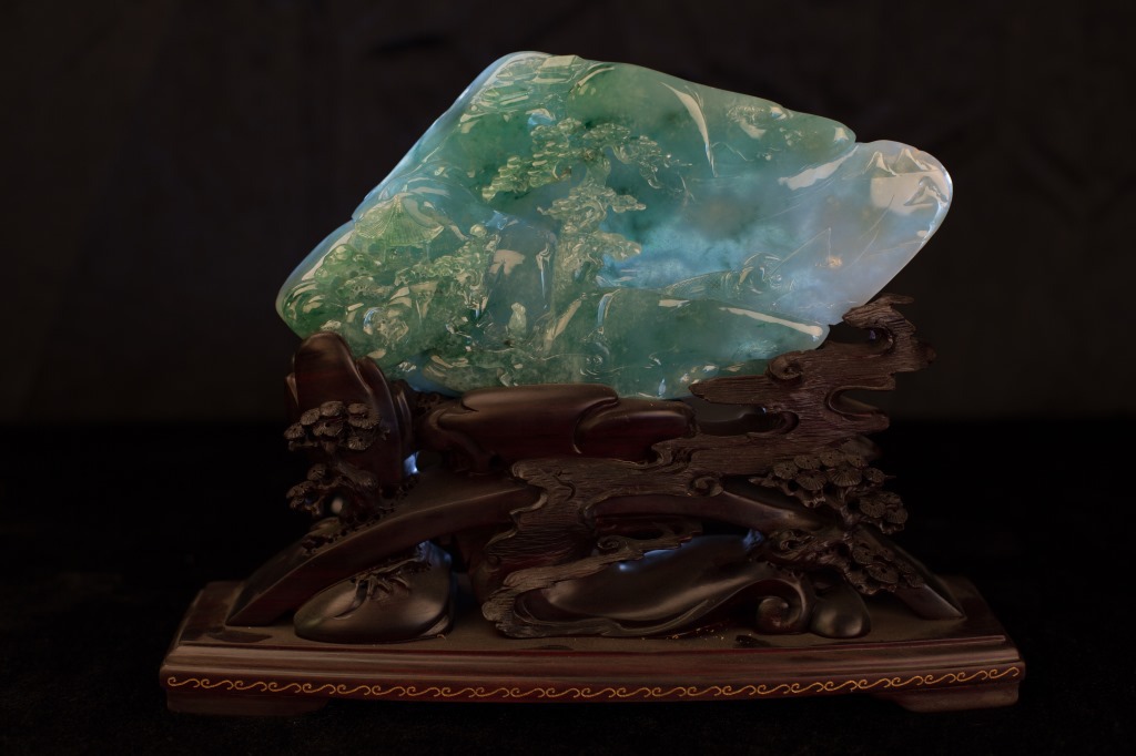 缅甸玉天然翡翠a货 翡翠冰种山水摆件 游山玩水 可出证书