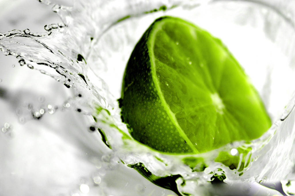 甜品原料 屈臣氏青柠檬饮料汁青柠浓缩汁750毫升 水吗原料