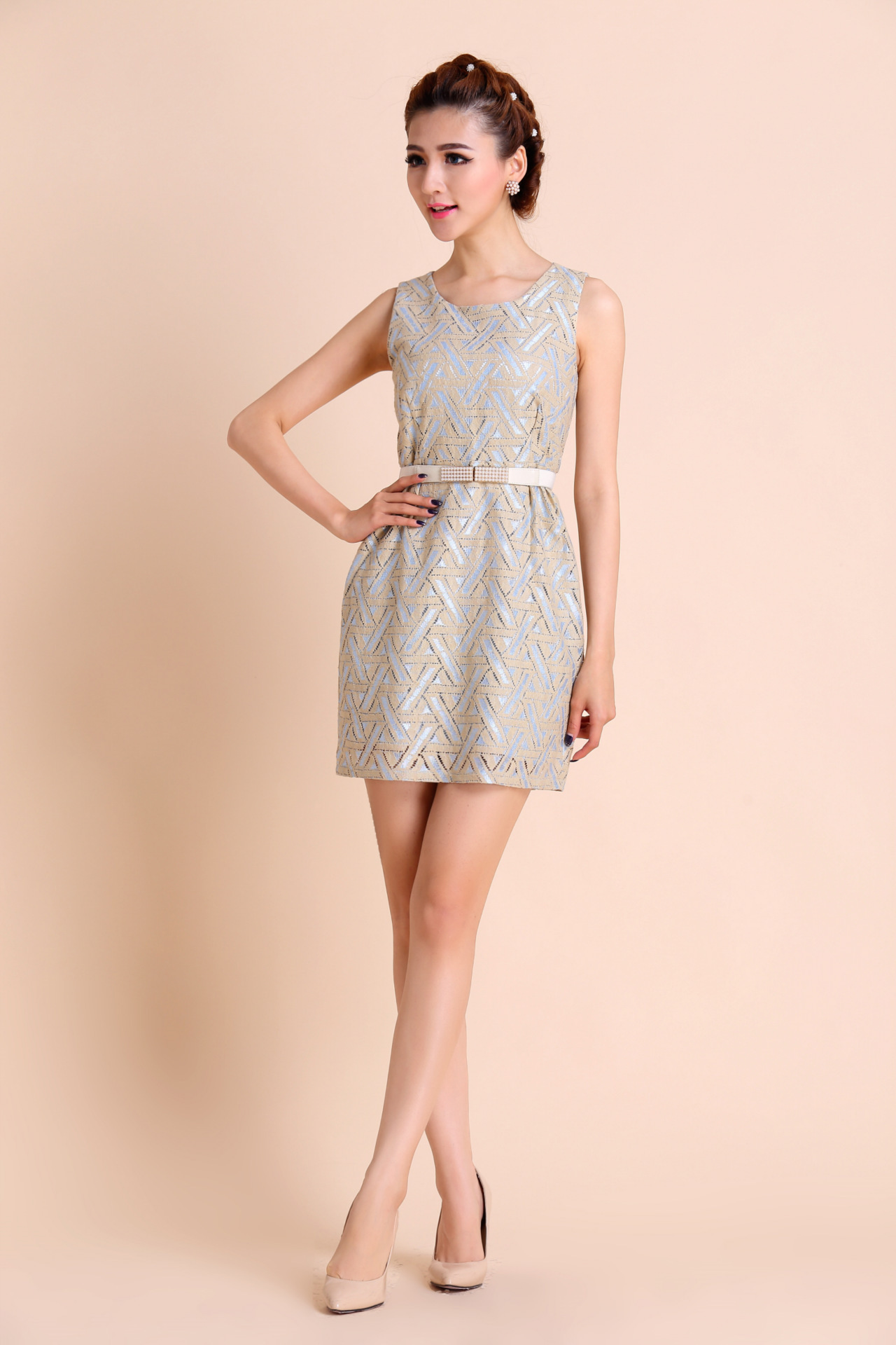 修身包臀条纹蕾丝连衣裙夏季新品韩版女装hm5832