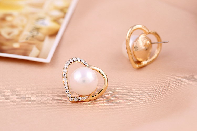 2014新款流行韩风珍珠耳钉 质量第一电镀真金防过敏耳饰批发t1851