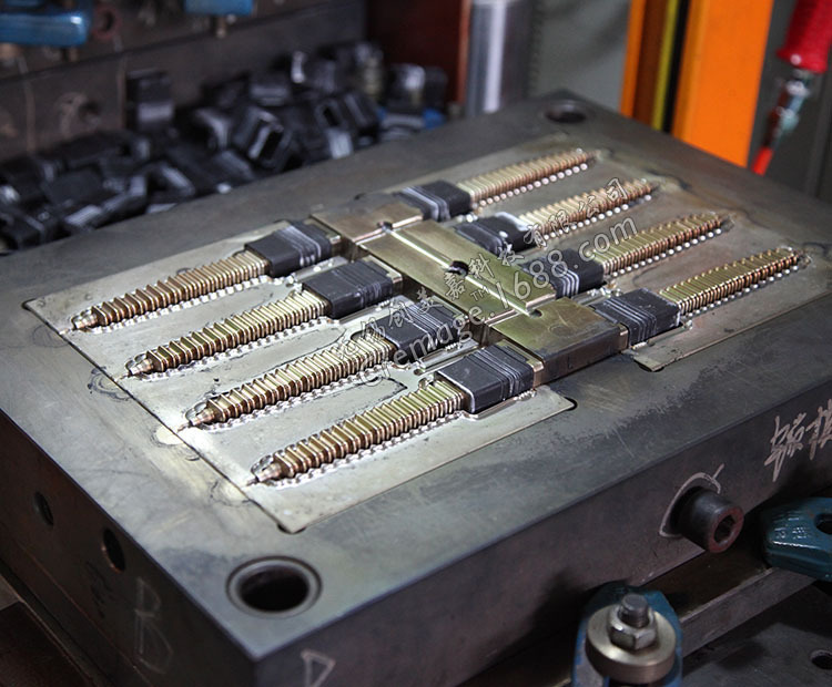 专业橡胶加工 硅胶模压加工 无锡塑胶模具厂家 成型加工橡胶模