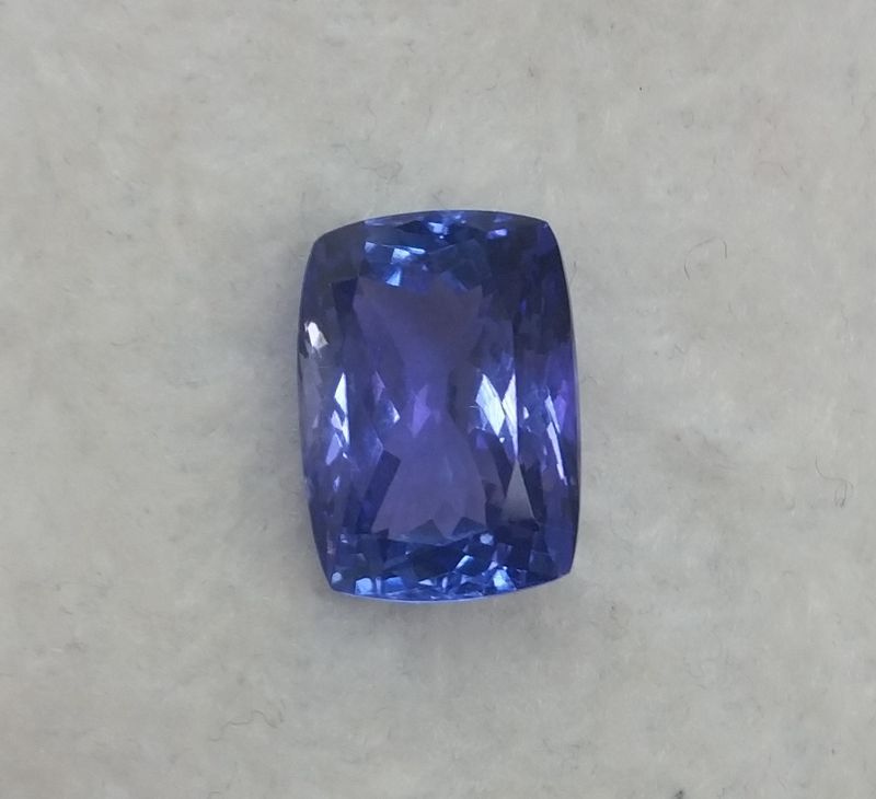 56克拉坦桑石裸石品质干净火彩亮丽价格 - 中国供应商移动版