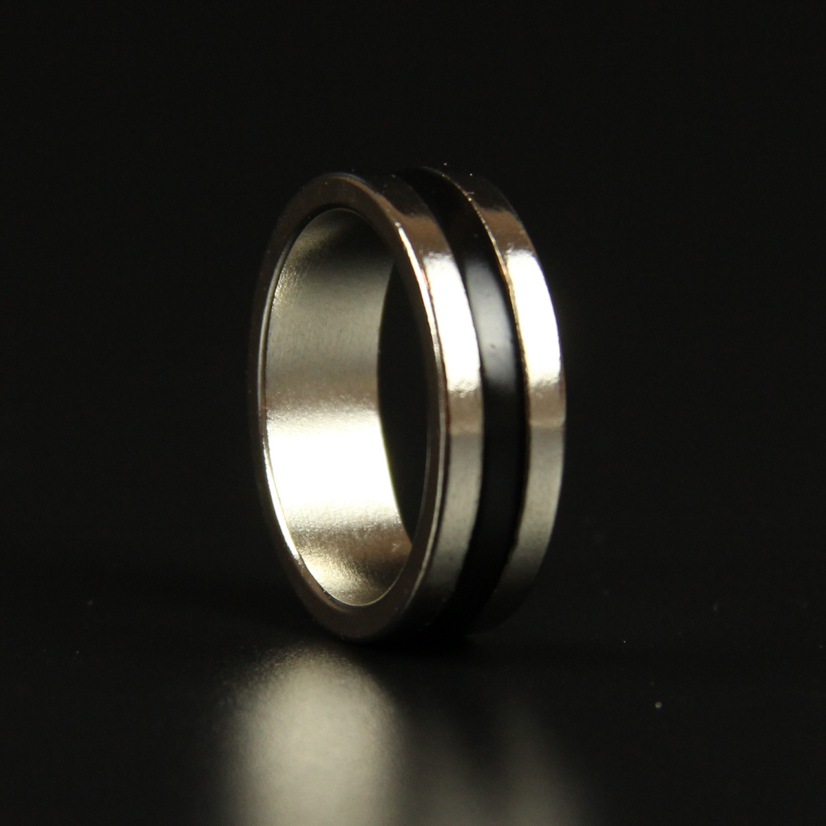 强磁力戒指北京爱情故事同款黑边磁戒魔术戒指磁铁魔术道具