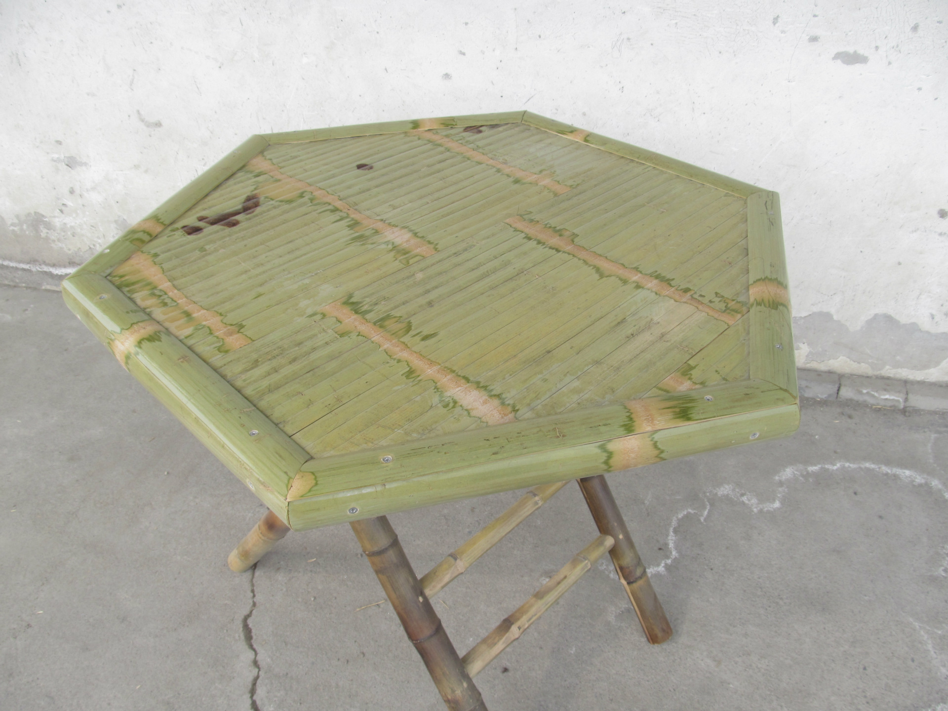 东良竹木 收折六角桌子 纯手工 竹子制作桌子 环保桌 旅游景点桌图片