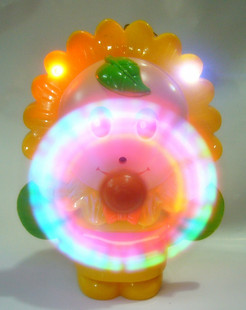 【乐美玩具】供应电动灯光音乐太阳花风车灯笼 手提灯笼玩具批发