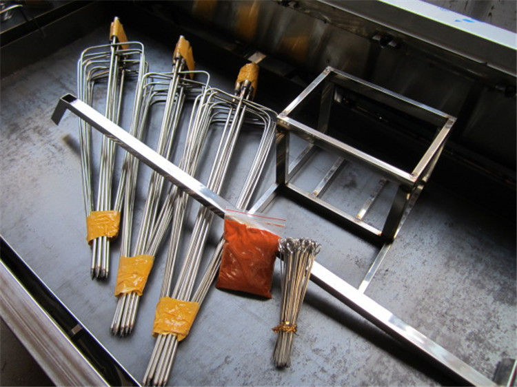 供应摇滚烤鸡炉 木炭烤鸡炉 巴西烤肉炉 自动翻转摇滚炉