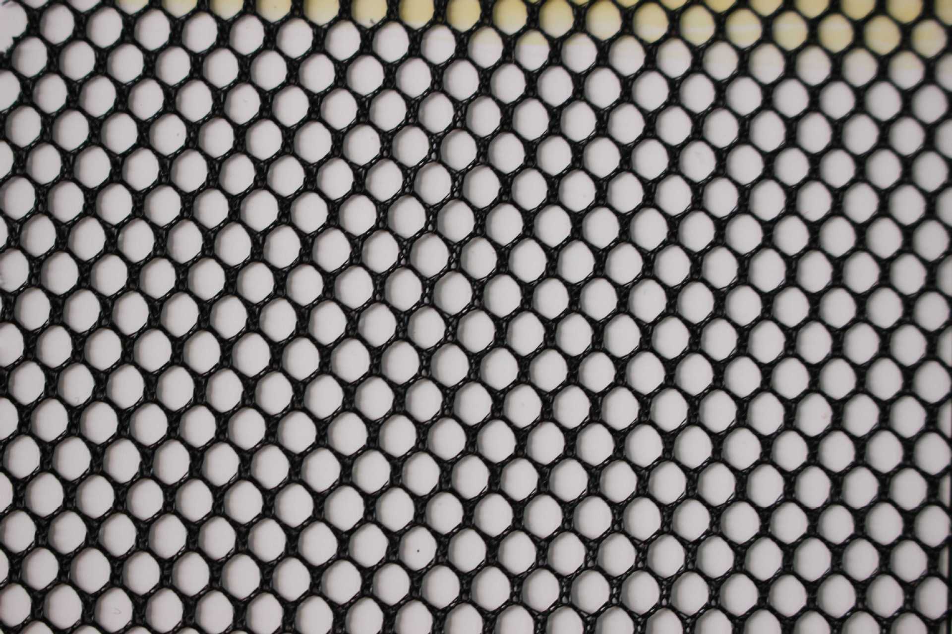 首页 纺织,皮革 针织面料 网眼布 厂家直销 全涤六角网眼布 定型硬