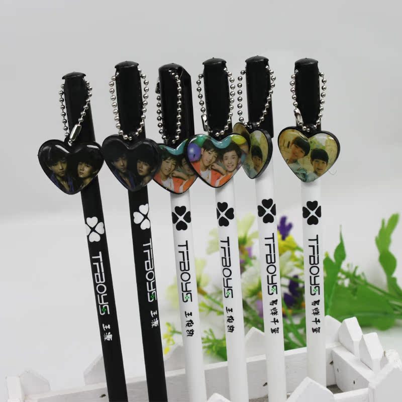 tfboys周边 tf家族 周边同款 时尚简约 中性笔 考试水笔 书写笔