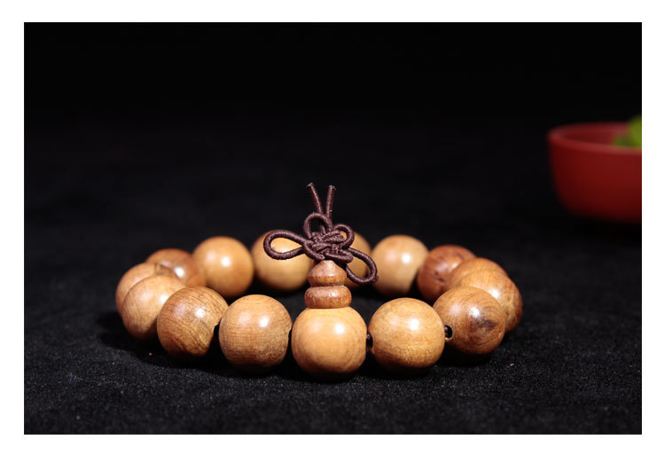 【手链批发】聚宝轩佛珠地摊热卖水檀木佛珠红木手串男厂家直销