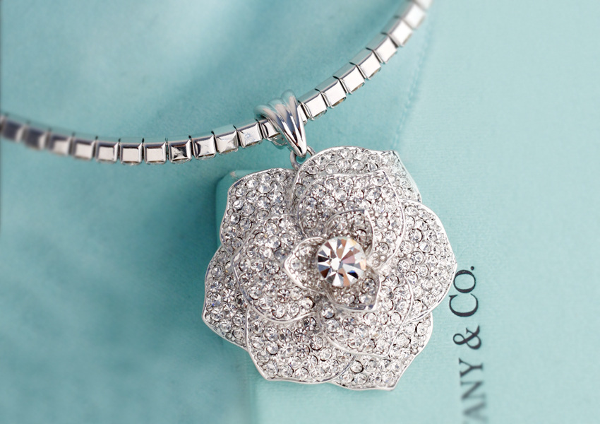 现货!韩货原版定制 小香伯爵系列满钻山茶花朵女短项链项圈 批发