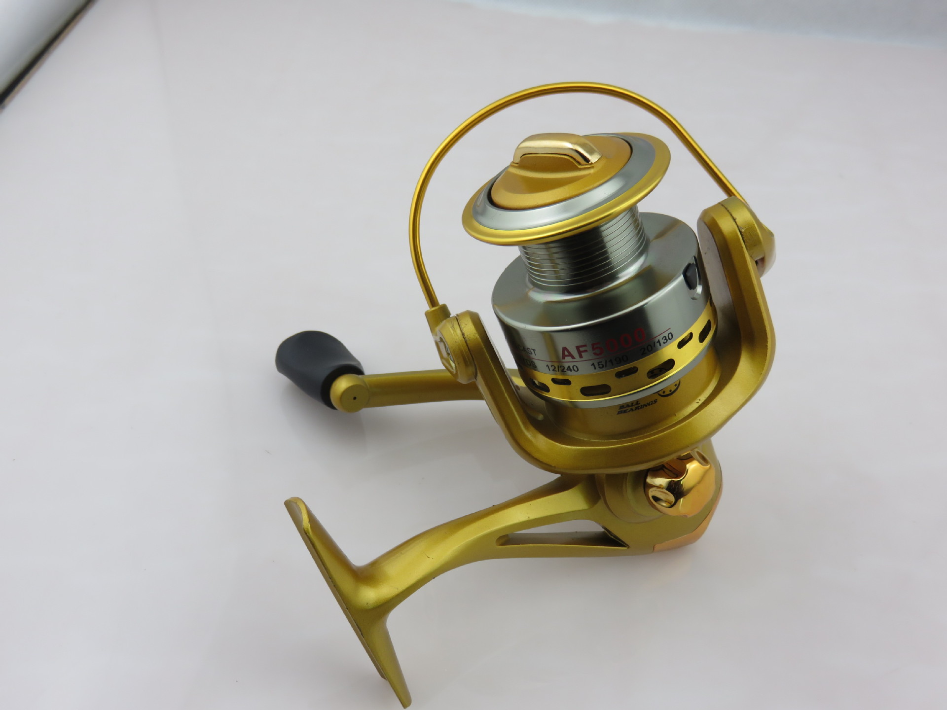 专业生产渔轮批发 海竿轮 af金黄色5000型6轴纺车轮钓鱼轮渔具