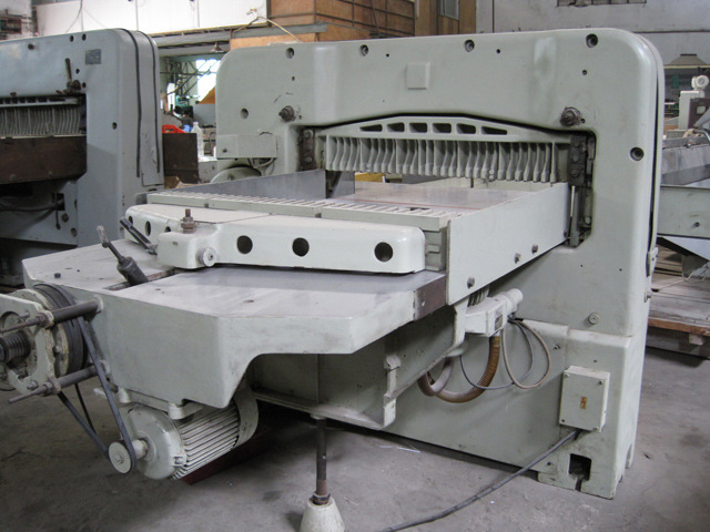 二手波拉切纸机 二手德国波拉920对开切纸机