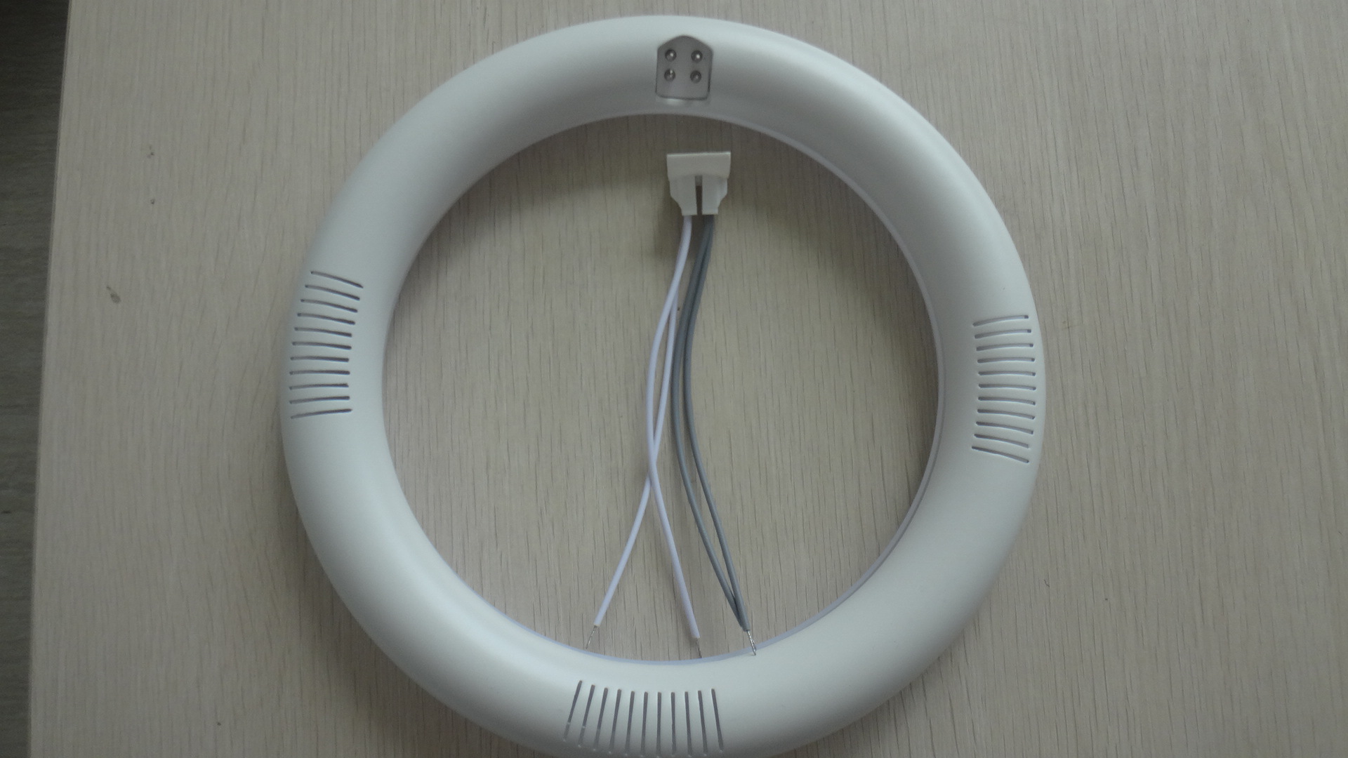 直径300*30mm18w 具体规格参数如下" 11w led环形灯管 12w led环形