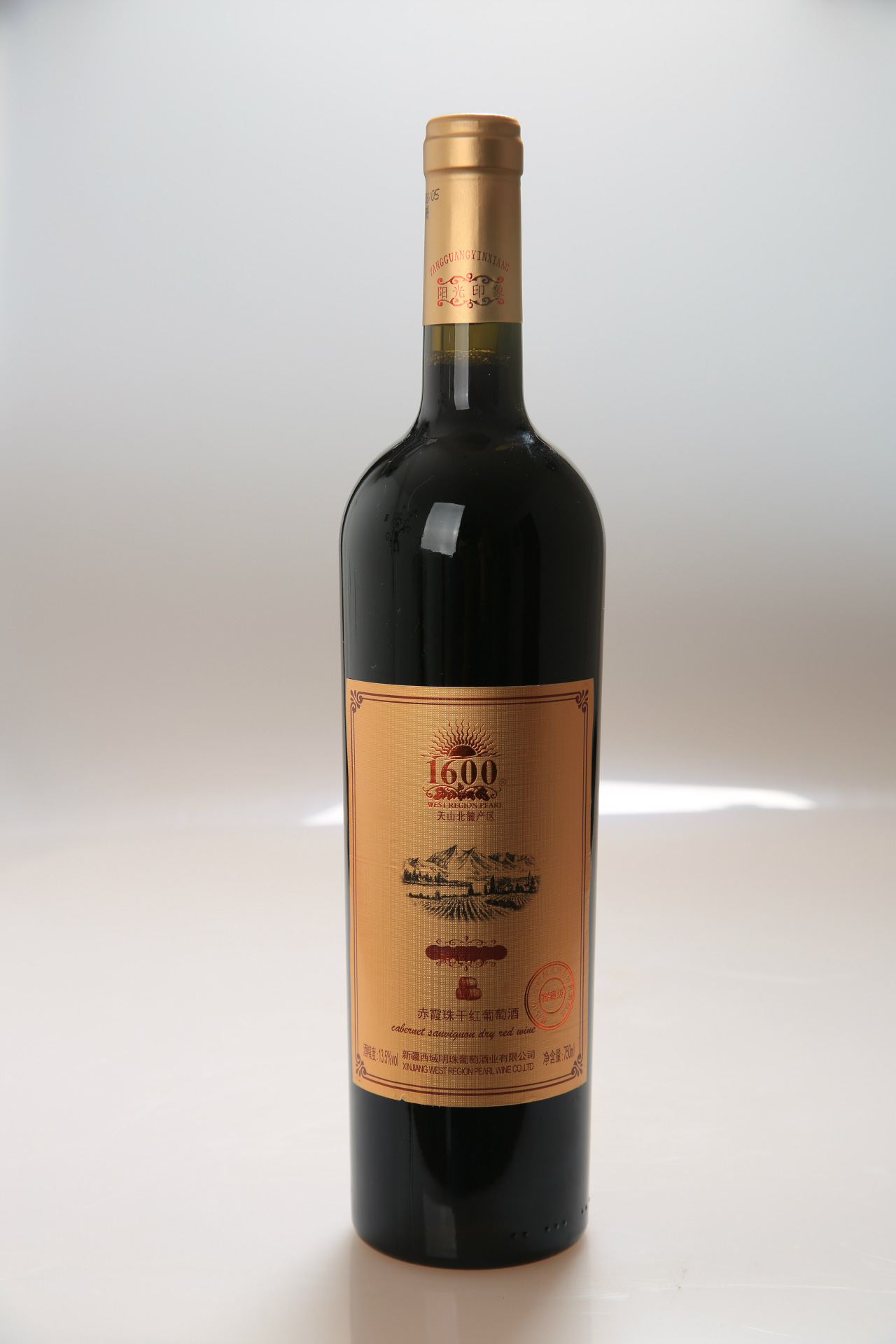 2016爆款新疆红酒 西域明珠1600精酿木箱 厂家诚邀代理