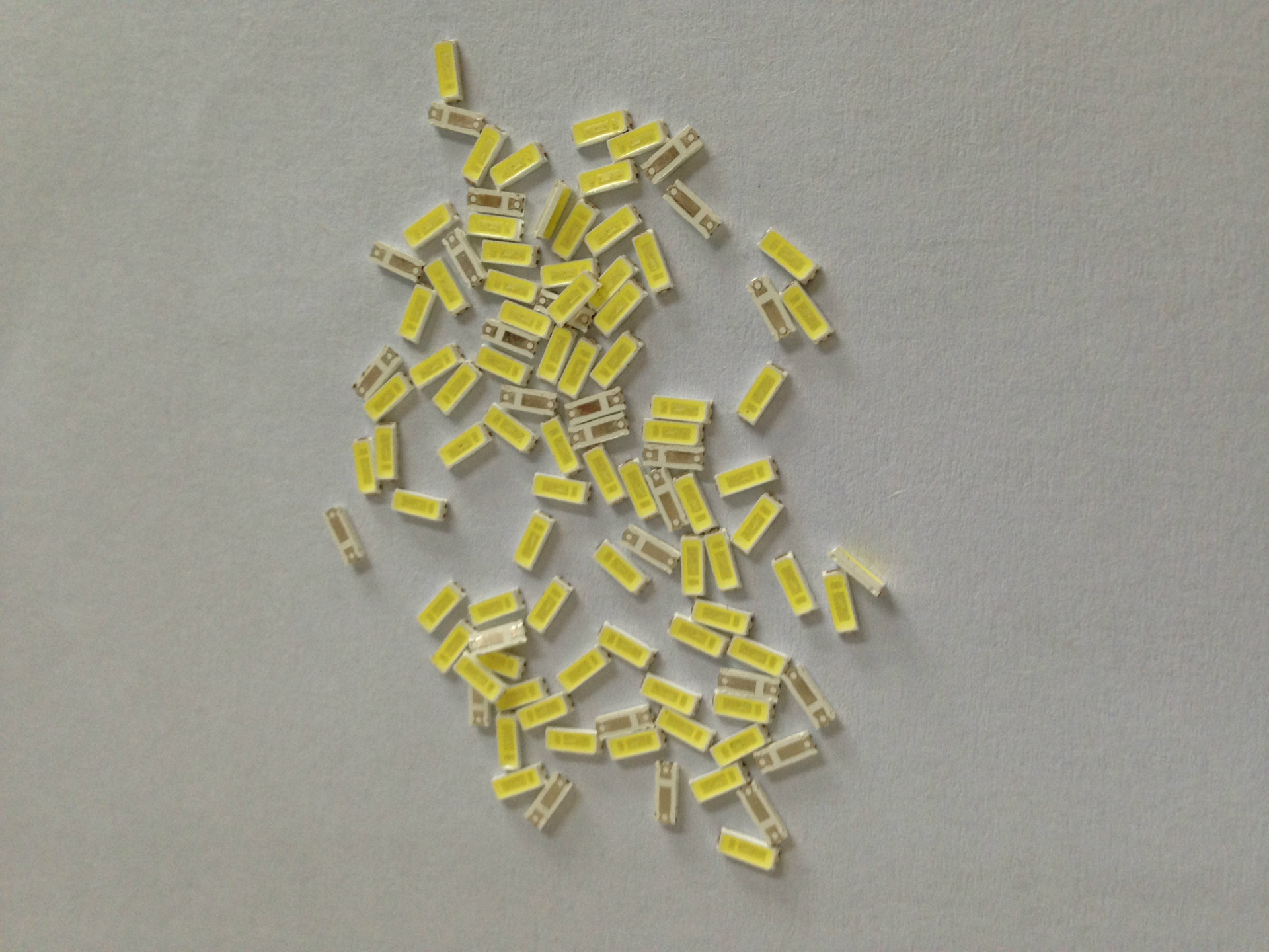 供应4014白色灯珠