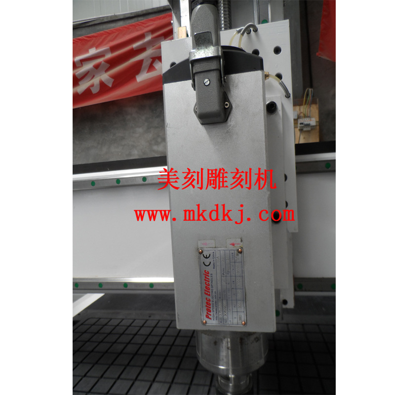 山西橱柜门雕刻直销价格便宜数控雕刻机木工雕花机