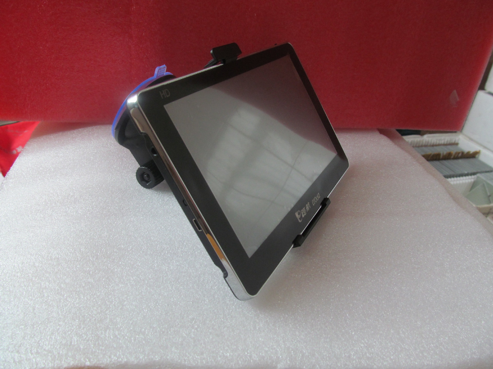 e路航x107寸高清双核800mhz车载gps导航仪可选倒车后视蓝牙